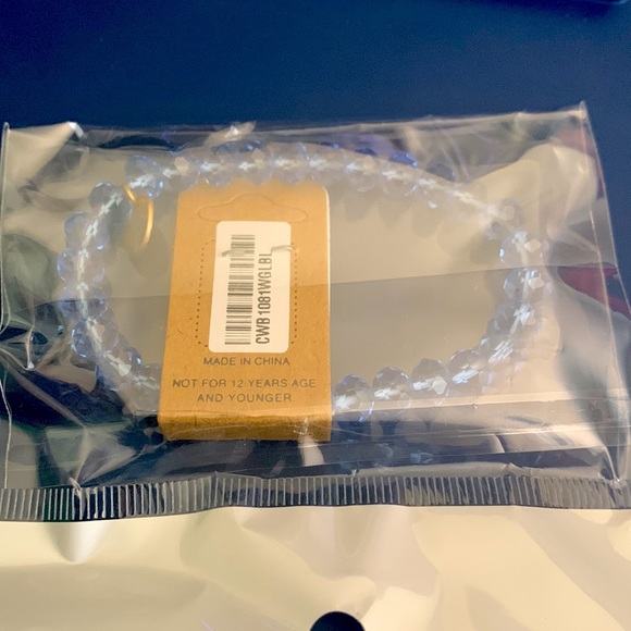 🔥🆕ONE SIZE Blue Stretchable Bead Bracelet - Picture 2 of 2